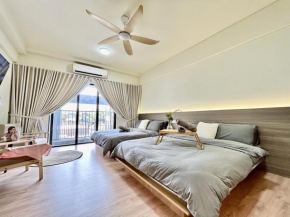 Muji Style 1-6 pax 2Q bed Shah Alam near MSU Sec13